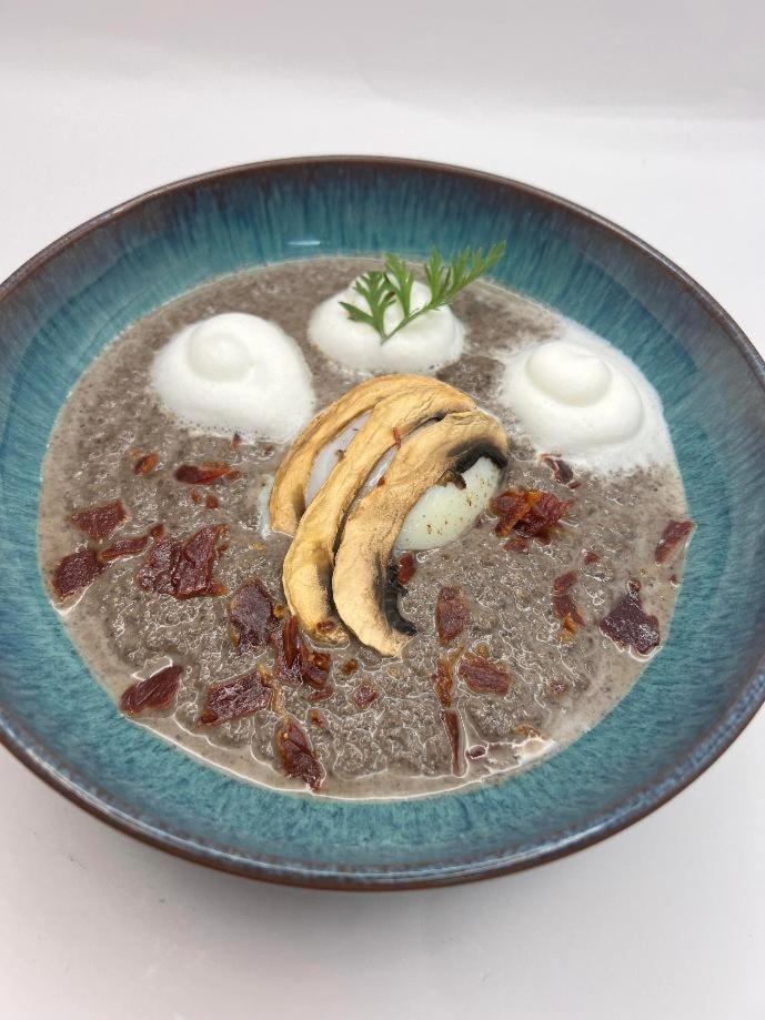 Logis Hotel La Bergerie Hotel 3 Etoiles Restaurant Savoureux Saint-Pierre-Lafeuille Kültér fotó
